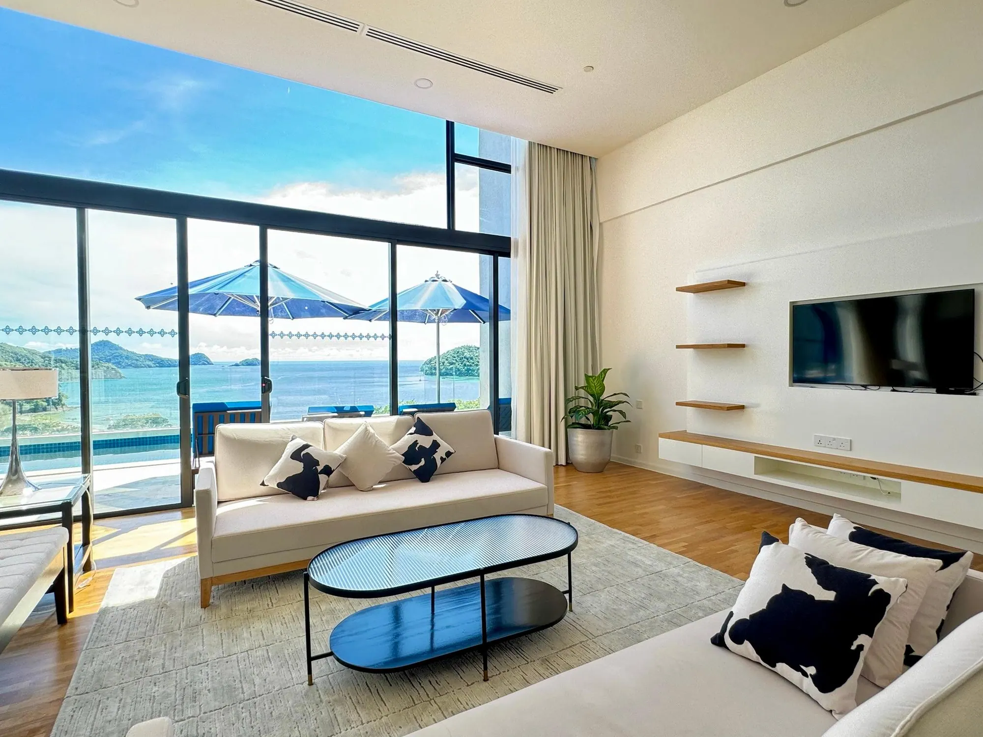 Lavanya · Seaview Penthouse with Private Sky Pool — photo 1
