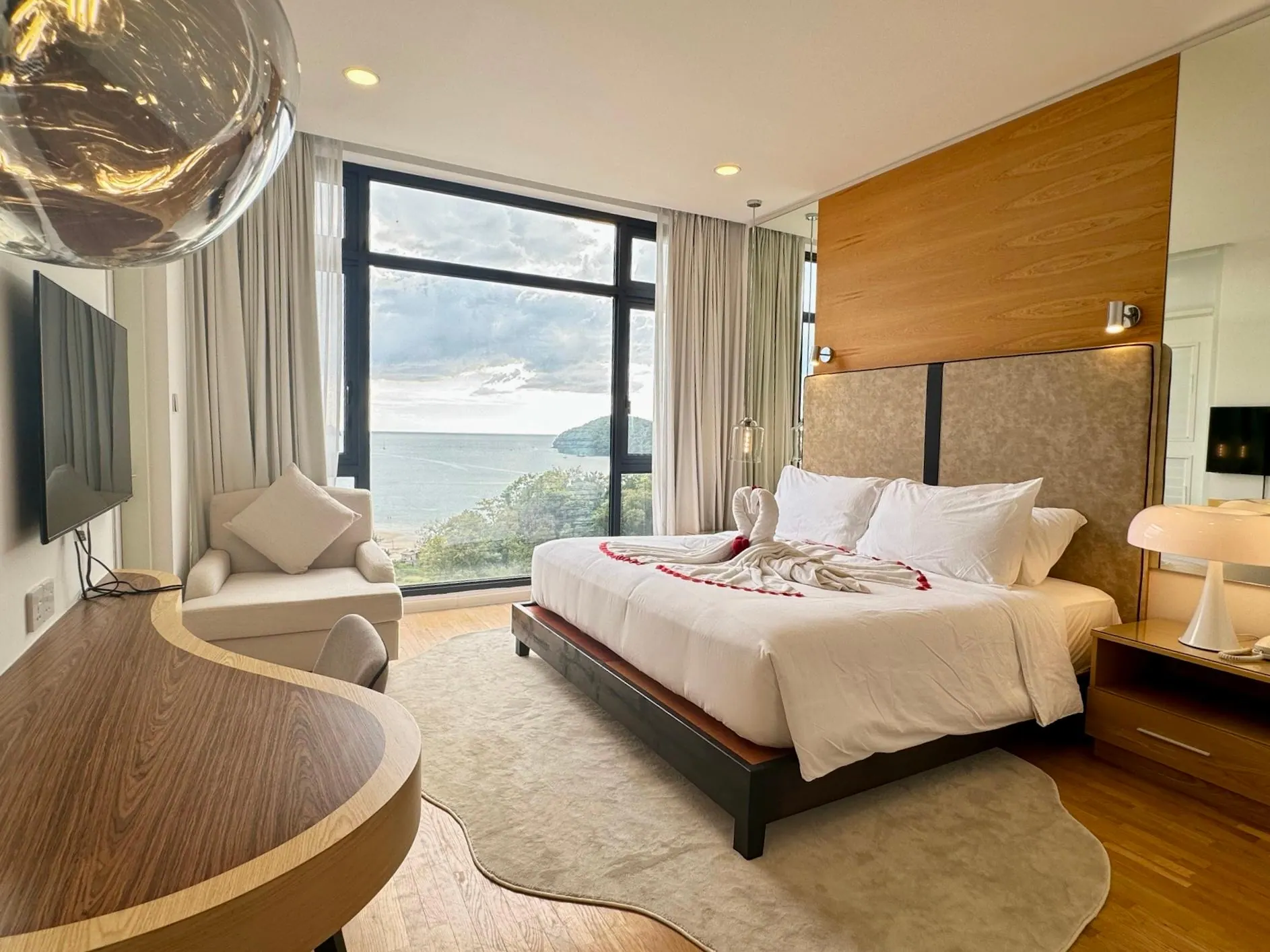 Lavanya · Seaview Apartment — photo 1