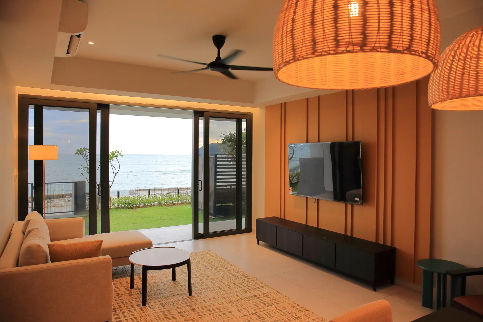 Tropicana Merissa Suite · Sea-View Suite — photo 1
